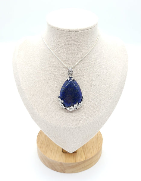 Blue Lapis Lazuli Teardrop Crystal Necklace Pendant With Flowers