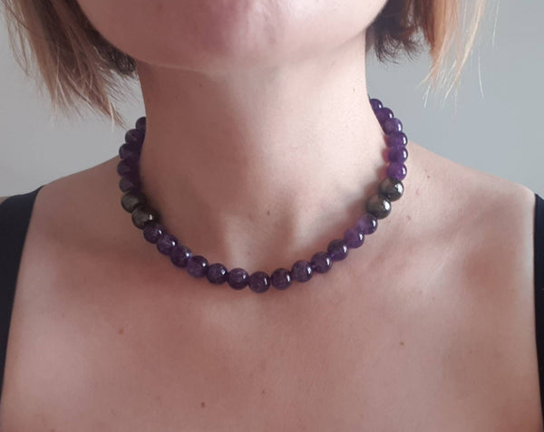 Crystal Beaded Necklace | Brass Beads Necklace | Queebo