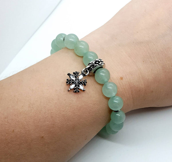 Green Aventurine Crystal Beaded Bracelet With Silver Star Charm