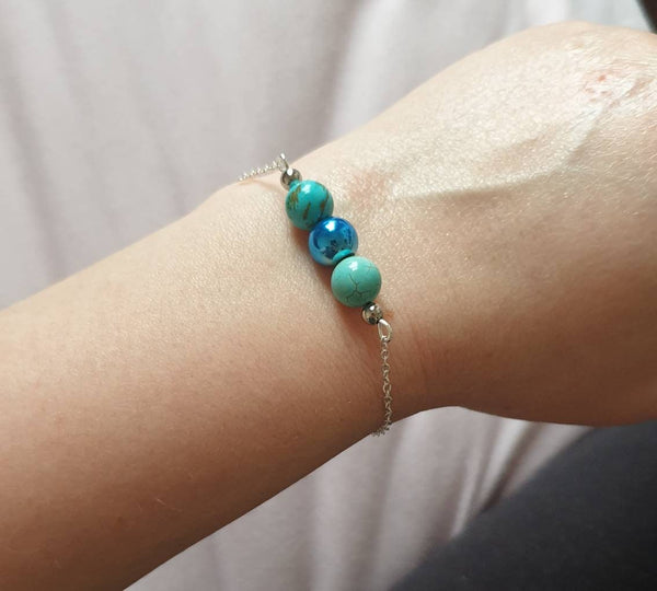 Handmade Green Turquoise Crystal and Blue Hematite Silver Chain Bracelet