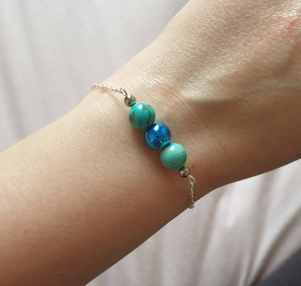 Handmade Green Turquoise Crystal and Blue Hematite Silver Chain Bracelet