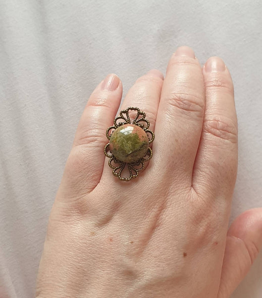 Adjustable Vintage Bronze Ring With Crystal Stone