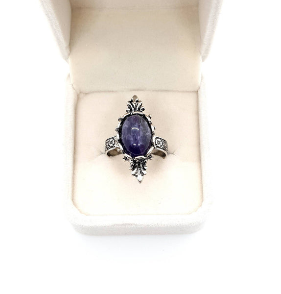 Vintage Silver Ring With Amethyst Crystal Gemstone