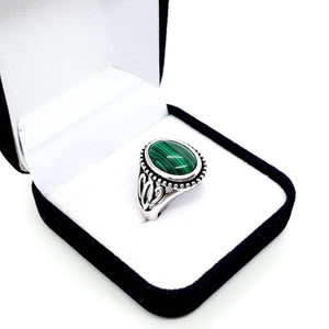 Antique Silver Ring | Crystal Gemstone Ring | Queebo