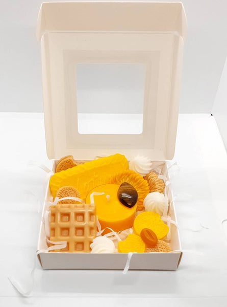Luxury Wax Melts Gift Box Set With Vanilla Scented Tea Light Candle
