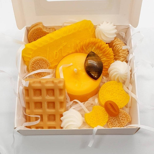Handmade Luxury Wax Melts Gift Box Set With Vanilla Scented Tea Light Candle