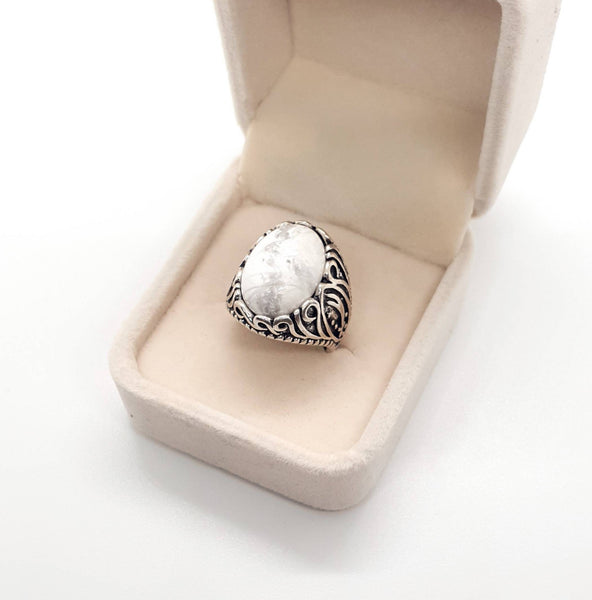 Adjustable Vintage Silver Ring With White Howlite Crystal Stone