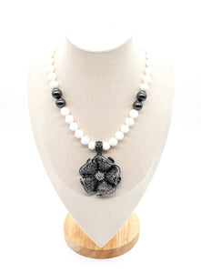 White Tridacna Beaded Necklace With Vintage Flower Pendant